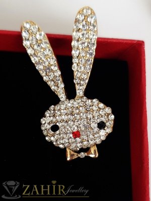 Нежна брошка кристално зайче с размери 4 на 2 см, златно покритие, бели кристали - B1186