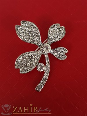 Нежна брошка кристално цвете с размери 4 на 3 см, сребърно покритие, бели кристали - B1189