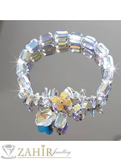   Изумително красива ръчно изработена гривна с изящни пречупващи светлината Аурора Бореалис кристали в безцветно с хамелеон оттенъци и кристални висулки, регулируем размер 17-19 см  - V1042