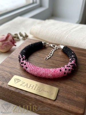 Стилна плетена гривна на една кука от оригинални чешки стъклени мъниста Preciosa Ornela- N1025