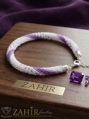 Модна плетена гривна от оригинални чешки  ситни стъклени мъниста със закопчалка и удължител - N1044