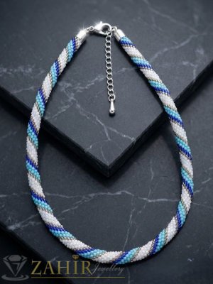 Нежно ръчно плетено колие на една кука от стъклени чешки мъниста със закопчалка и удължител, 3 размера - N1050