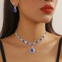 КРИСТАЛНИ КОМПЛЕКТИ